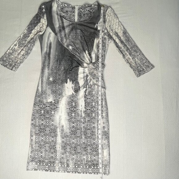 Kapalua Abstract Black & Cream Patterned Dress – Size Small / Medium - Picture 11 of 11